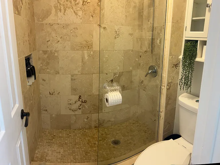1400 Summit North Dr NE — Photo 14