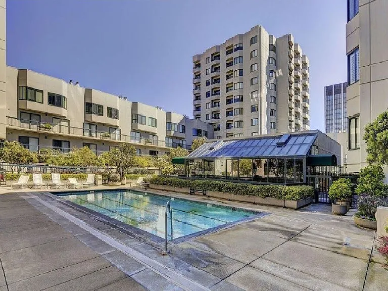 601 Van Ness Ave #405 — Photo 14