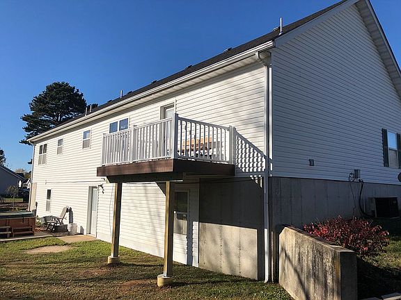5th image of 4 Brady Ln
