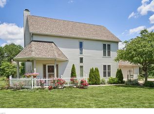 2035 Dornoch Dr, Uniontown, OH 44685