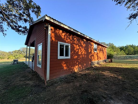3rd image of 480 Old Pin Oak Rd #A