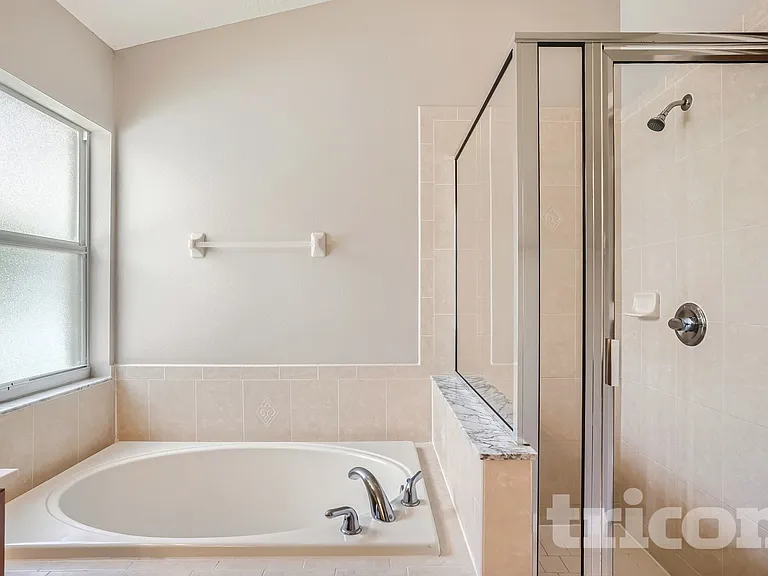 12755 Standbridge Dr — Photo 9