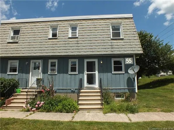 55 Meetinghouse Vlg #8, Meriden, CT 06450