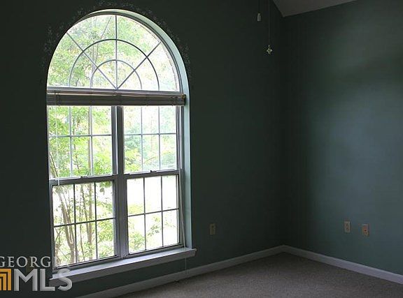 3rd image of 1807 Sweetwater Ct
