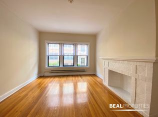1315 Oak Ave #J1, Evanston, IL 60201