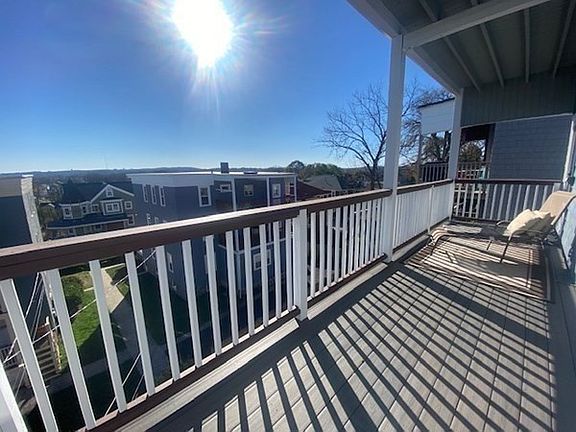 5th image of 69 Beaumont St #3
