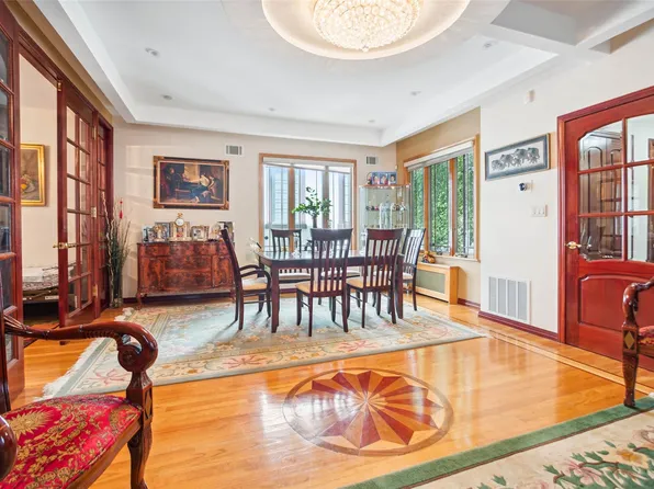 71-38 Harrow Street, Forest Hills, NY 11375