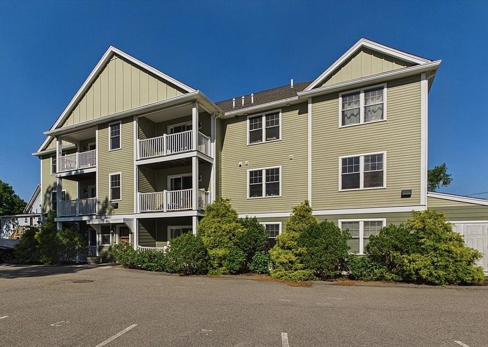 1st image of 153 Sumner St Unit 1