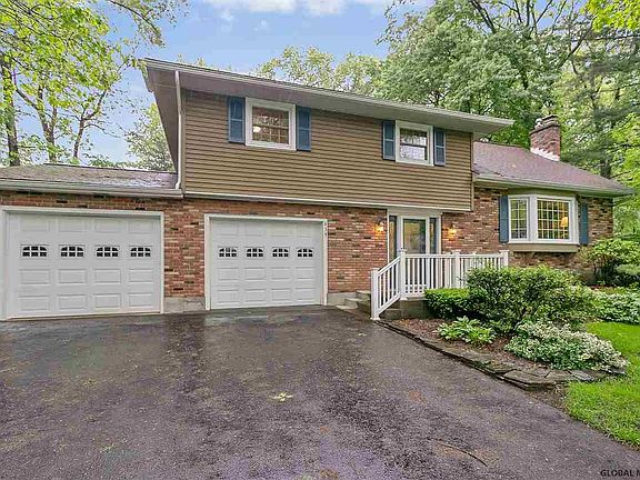 2nd image of 639 Sunny Ln