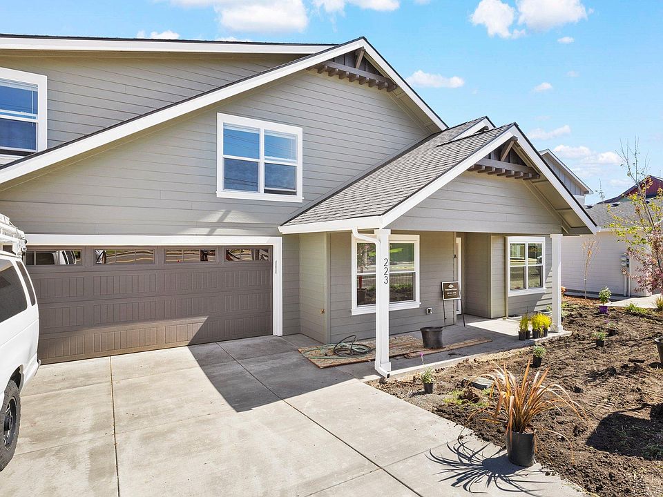 223 Talent Ave A, Talent, OR 97540 Zillow