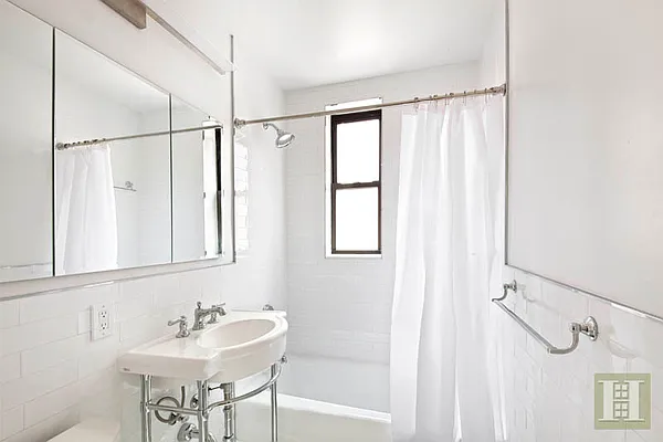 Rented by Halstead Real Estate | media 15