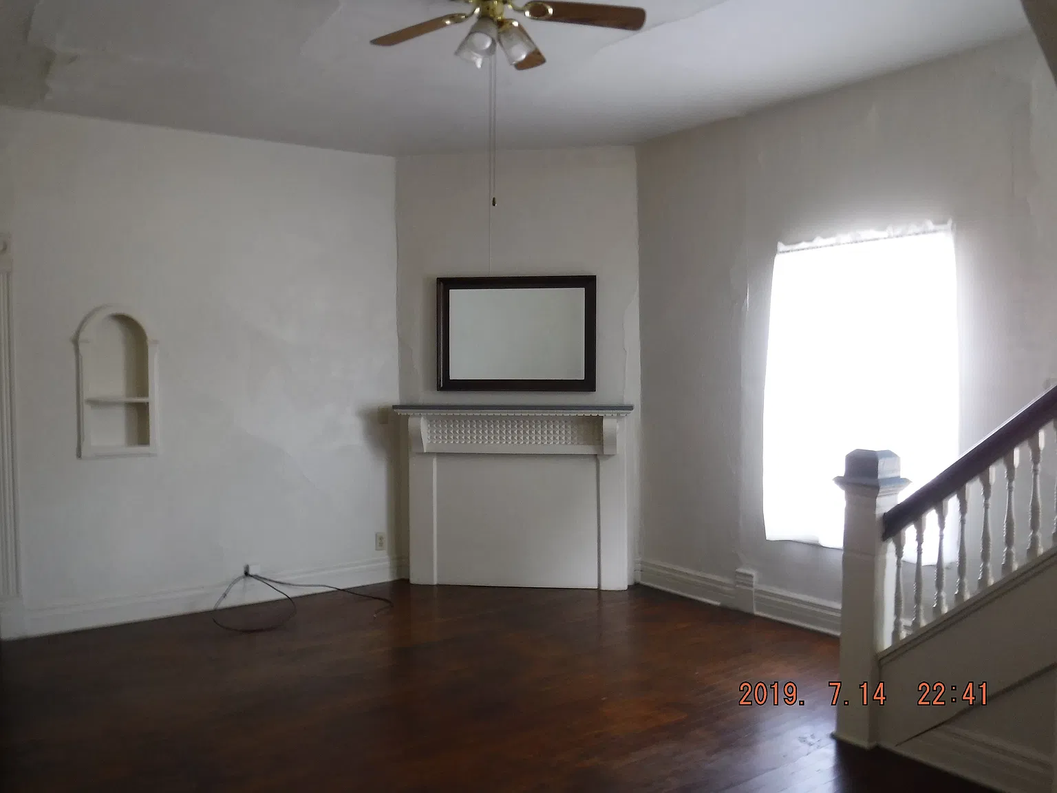 3 bed, 1.5 bath, 1700 sqft, $1,100 — Photo 3