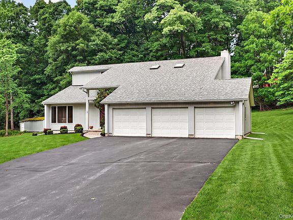 3rd image of 7 Indian Hill Road