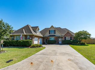 9502 Saint Croix Way, Mont Belvieu, TX 77523