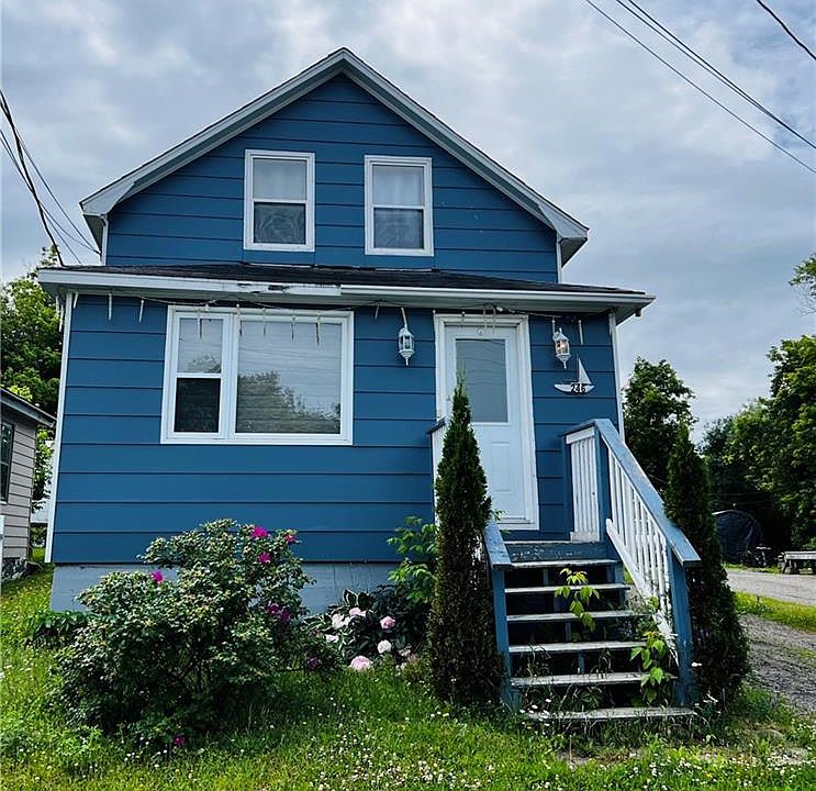 1st image of 246 Dumaresq St