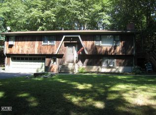 58 Rugby Rd, Shelton, CT 06484