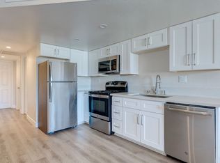 471 Jefferson Blvd, Henderson, NV 89011