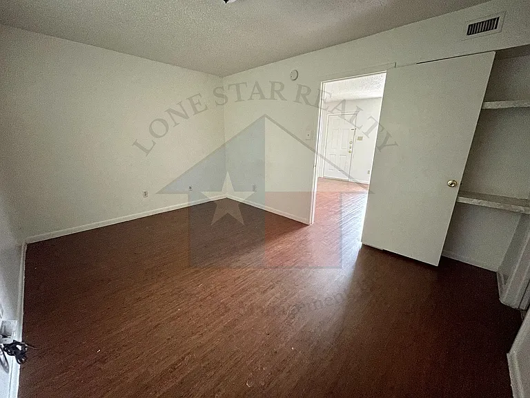 3107 Atkinson Ave — Photo 30