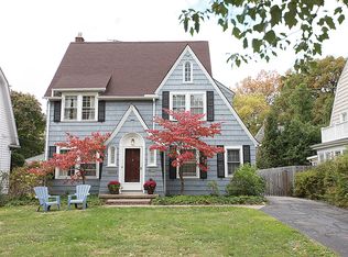 3286 Daleford Rd, Shaker Heights, OH 44120