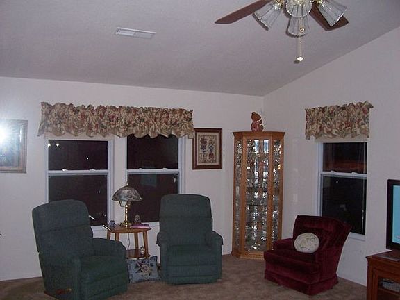 3rd image of 11276 N Creekside Dr
