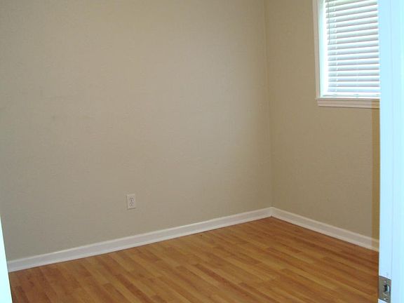 4th image of 16123 Barcelona Dr