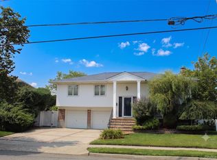 3186 Ocean Harbor Dr, Oceanside, NY 11572