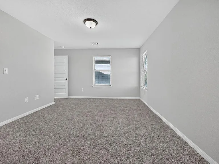 320 Rend Dr — Photo 19