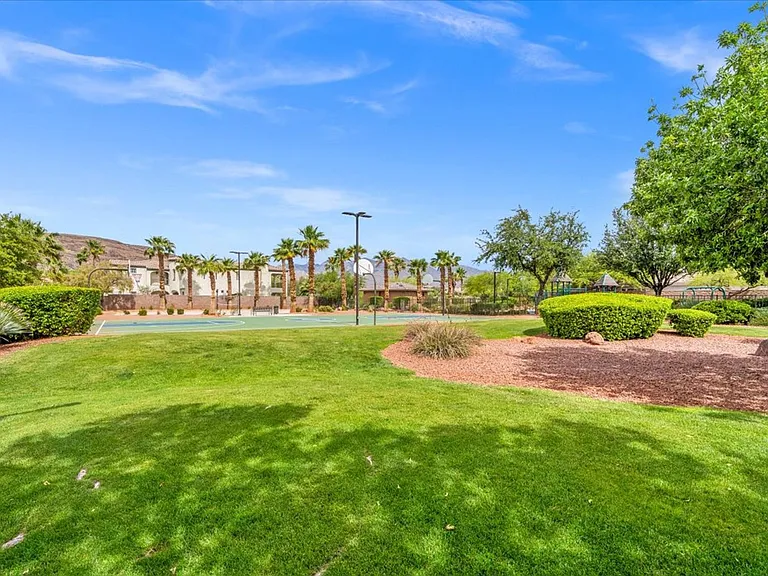 3043 Red Springs Dr — Photo 30