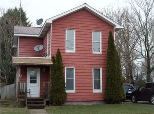 14 Poplar St, North East, PA