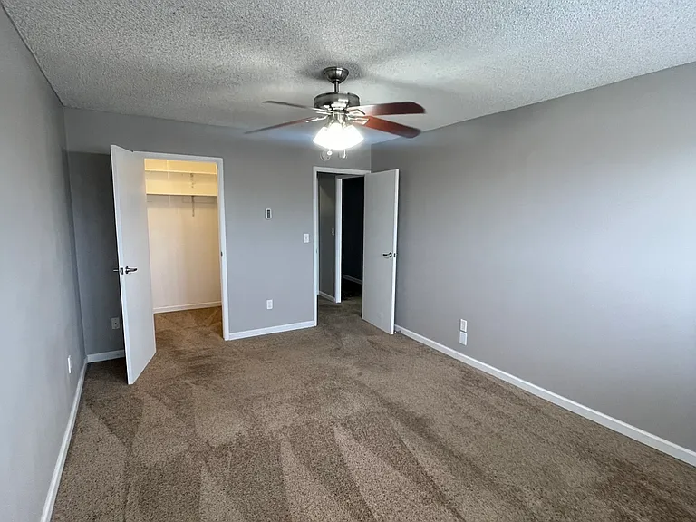 North Park Colony — Photo 17