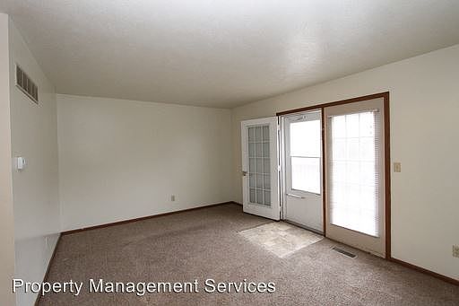 5th image of 815 W Wilden Ave