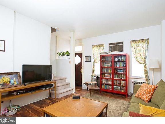 3rd image of 510 Titan St