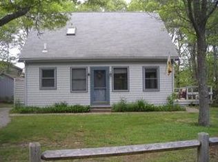 8 Pondview Rd, Mashpee, MA 02649