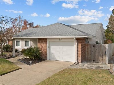 797 Pine Lake Dr, Virginia Beach, VA, 23462