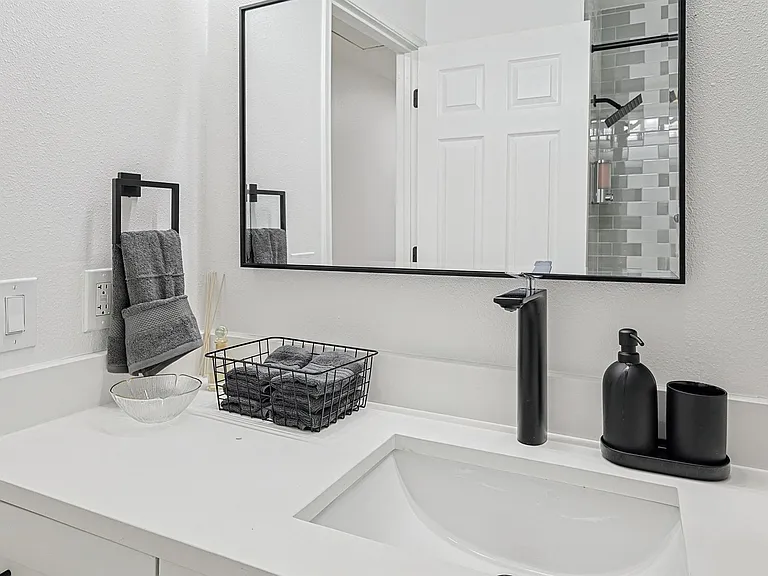 4386 Cantrell St — Photo 38