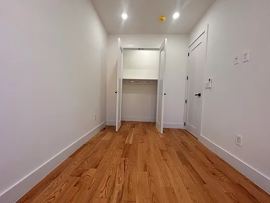 Rented by Fifth & Forever LLC | media 10