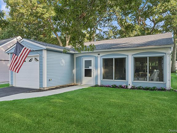 2nd image of 185 Kingston Drive