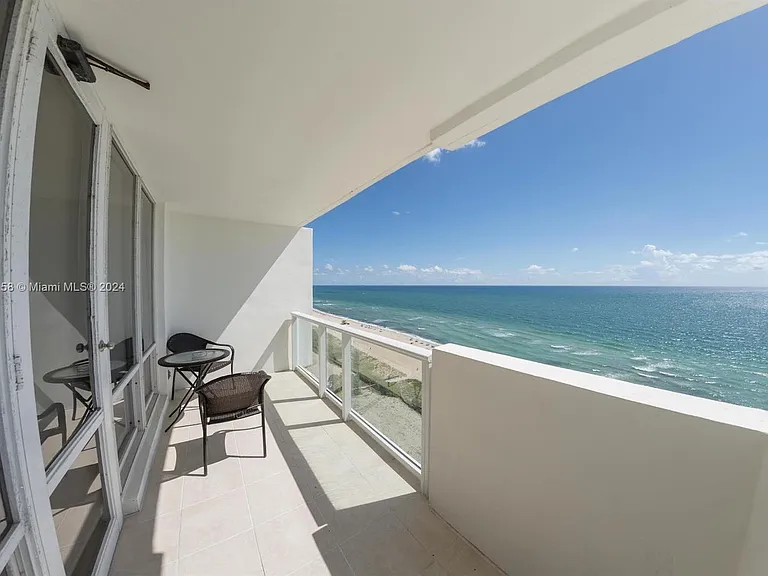 5601 Collins Ave #1603 — Photo 42