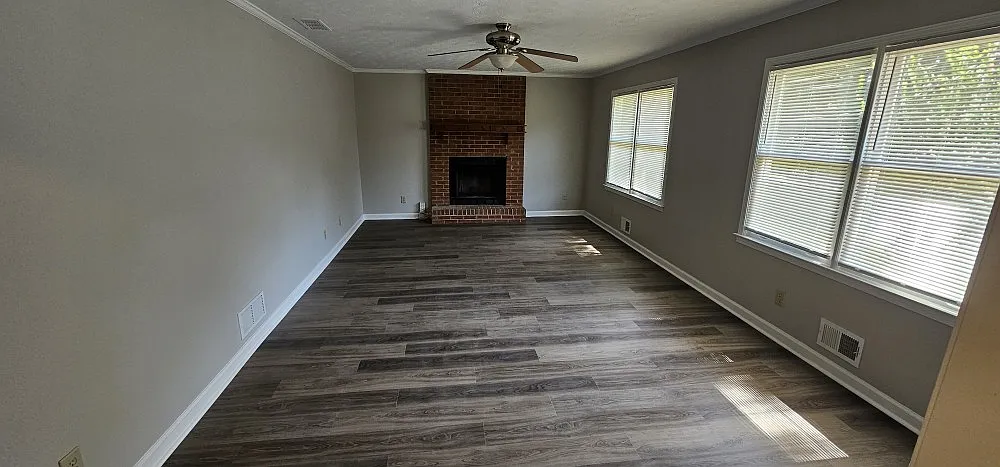 1331 Providence Way — Photo 2