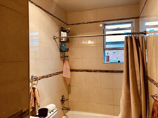 Rented by Signature Spaces NYC Corp | media 29