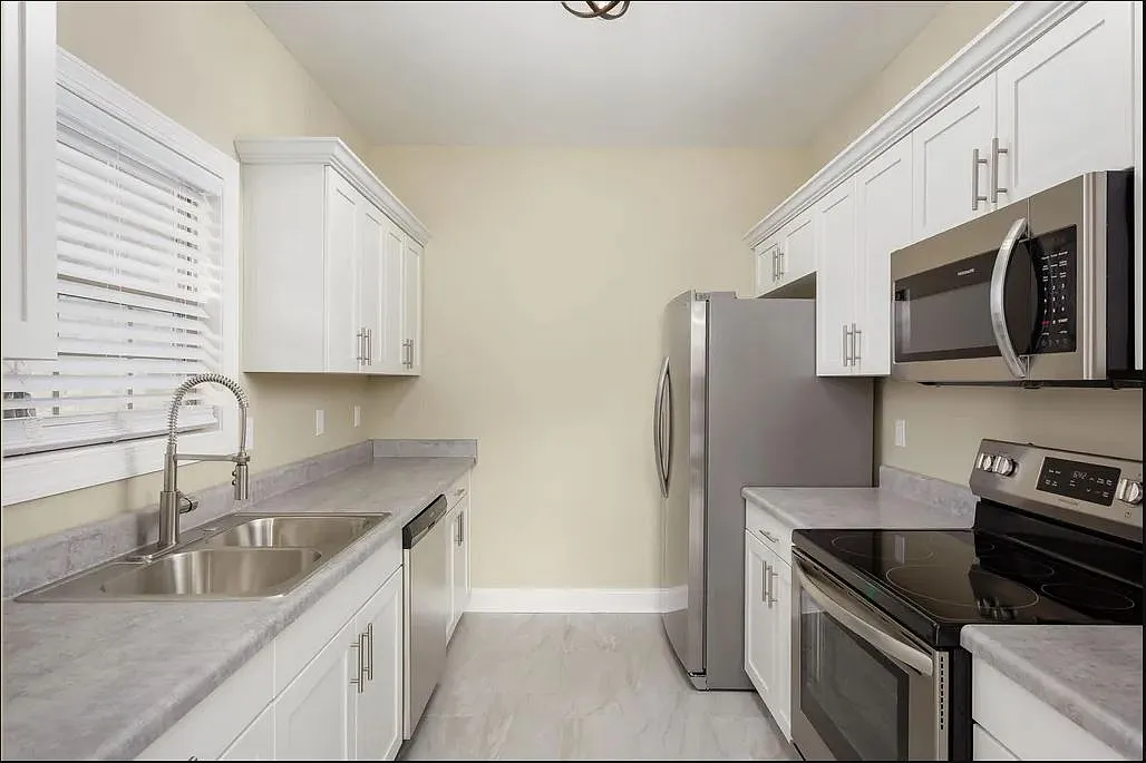2 bed, 1200 sqft, $1,395 — Photo 3