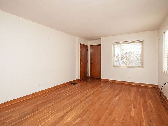 2nd image of 1413 Old Lane Ave APT 1