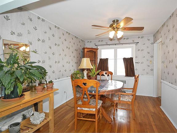 5th image of 45 Jeff Ct