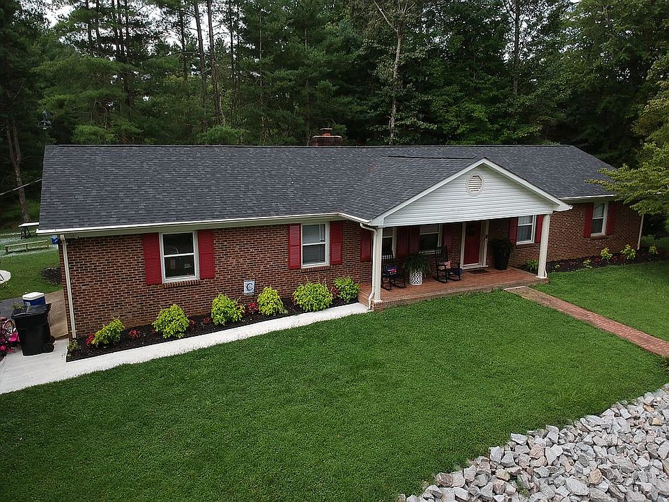 1st image of 321 Grenadier Cir