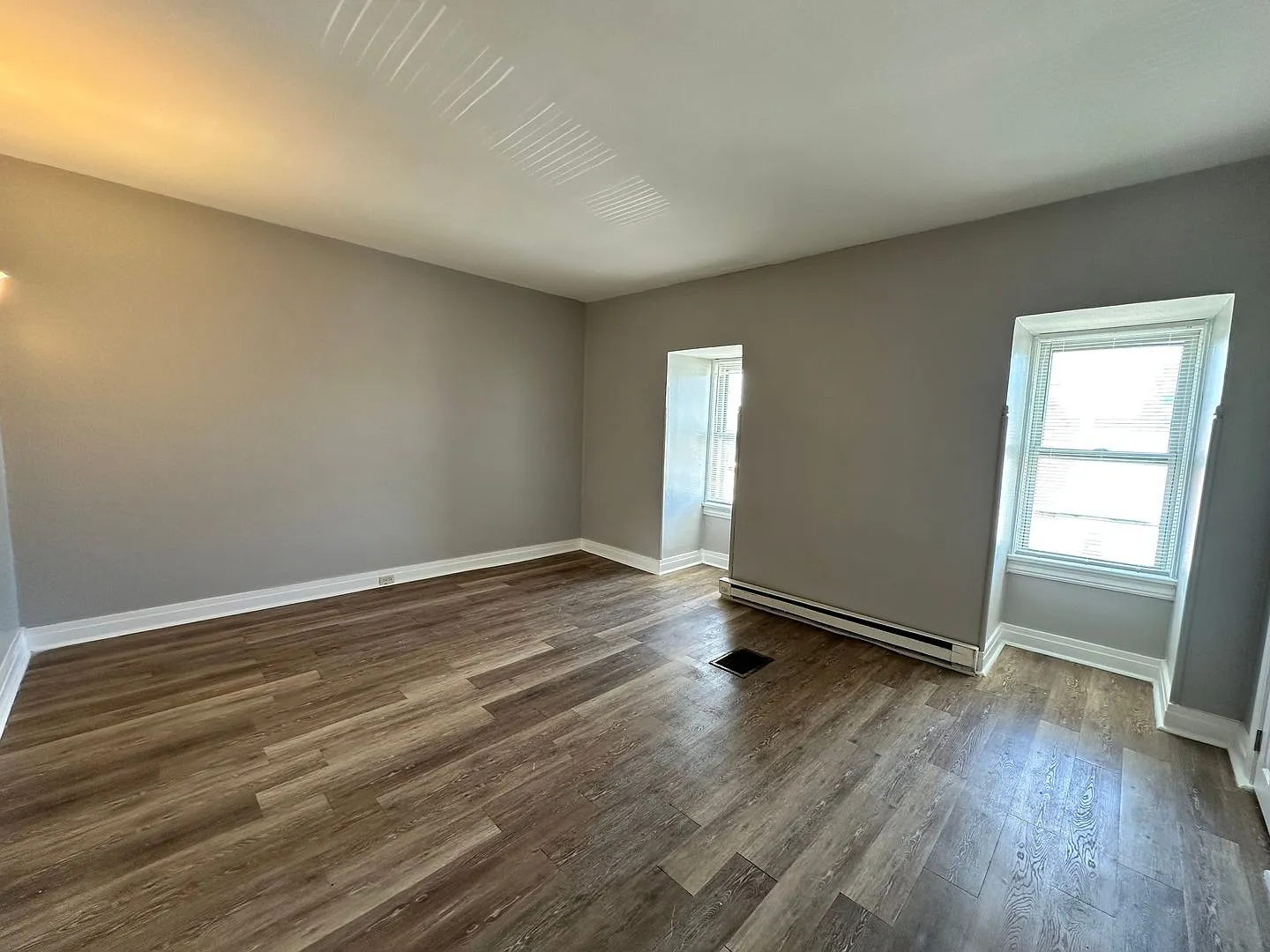 512 Spruce Street — Photo 3