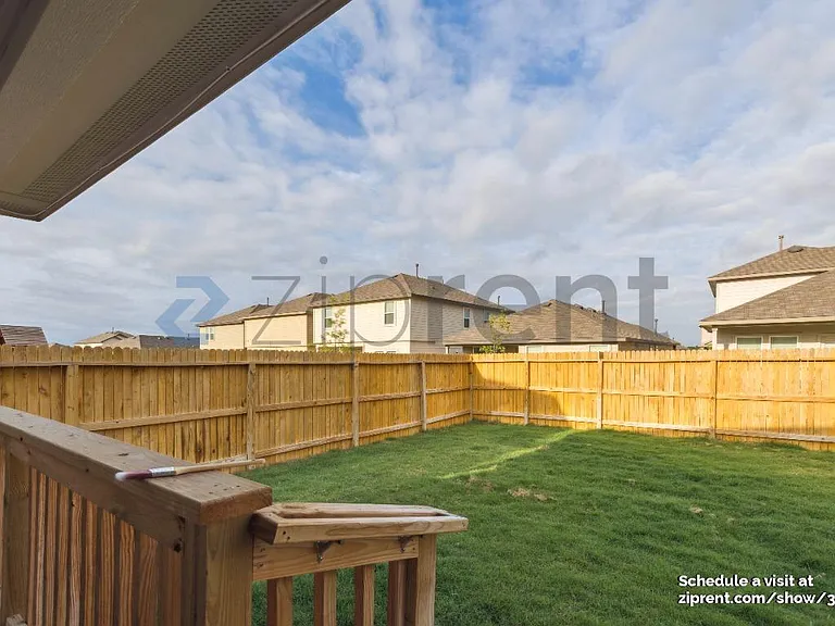 113 Chipping Aly — Photo 33