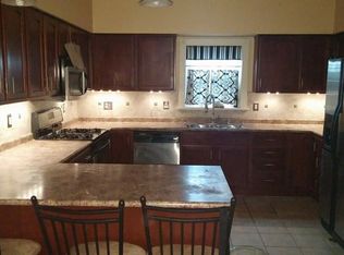 734 White St, Port Huron, MI 48060