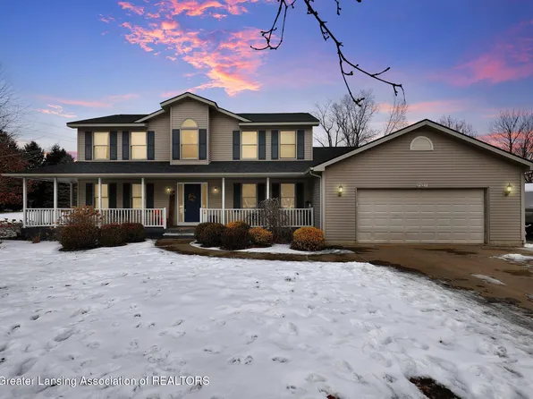 9697 Missaukee Ln, Haslett, MI 48840