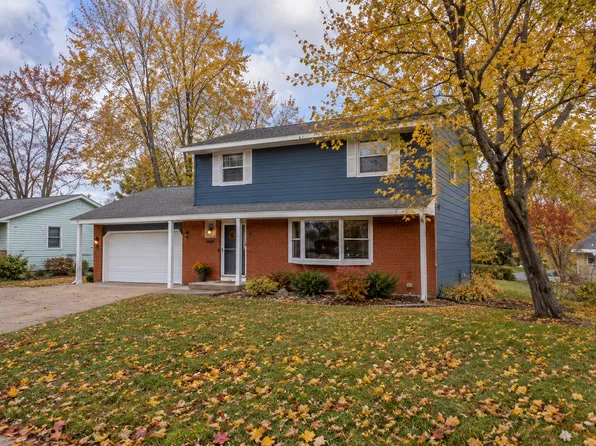 2357 Beam Ave, Saint Paul, MN 55109
