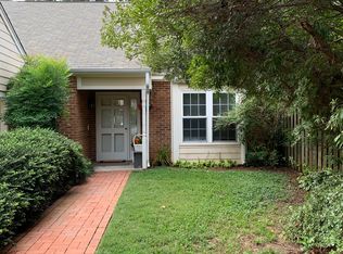 104 Forest Hills Ct, Cary, NC 27511